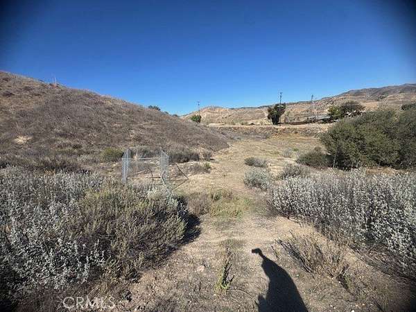 7 Acres of Residential Land for Sale in Canyon Country, California