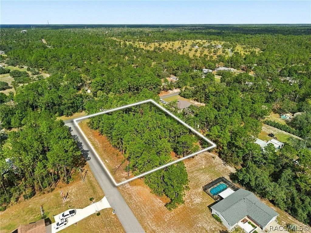 1 Acre of Residential Land for Sale in Beverly Hills, Florida