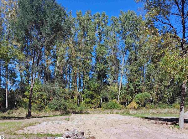 0.36 Acres of Land for Sale in Maple Rapids, Michigan
