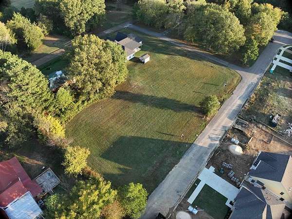 0.4 Acres of Residential Land for Sale in Oakland, Tennessee