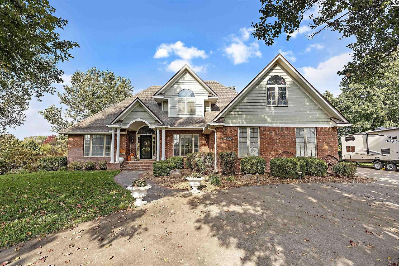 1.87 Acres of Land with Home for Sale in Hutchinson, Kansas