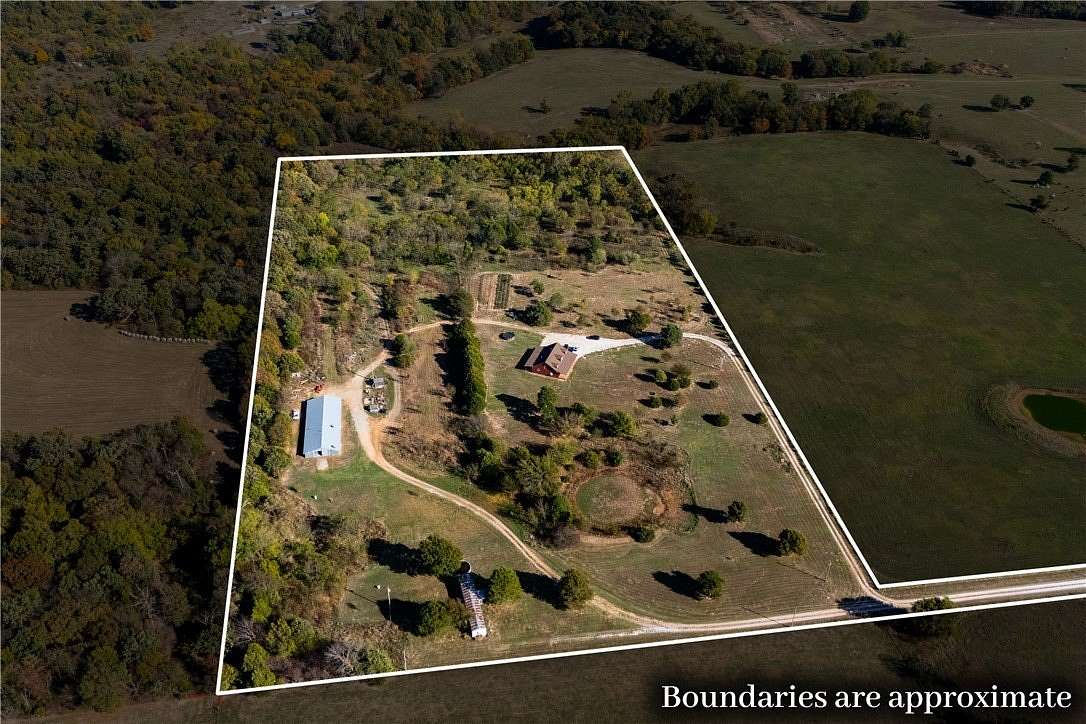 19.3 Acres of Land for Sale in Decatur, Arkansas