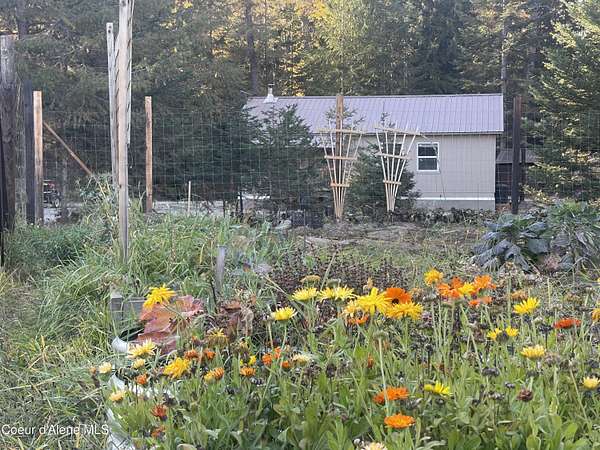 5 Acres of Land with Home for Sale in Priest River, Idaho