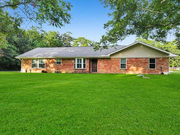 7.6 Acres of Improved Land for Sale in Orange, Texas
