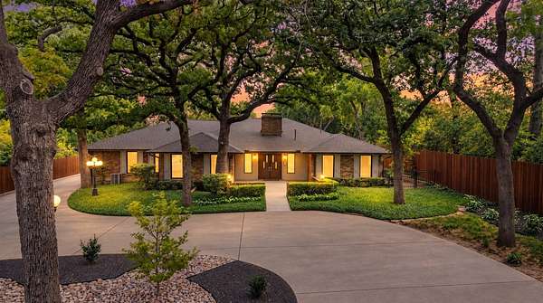 3 Acres of Land with Home for Sale in Irving, Texas