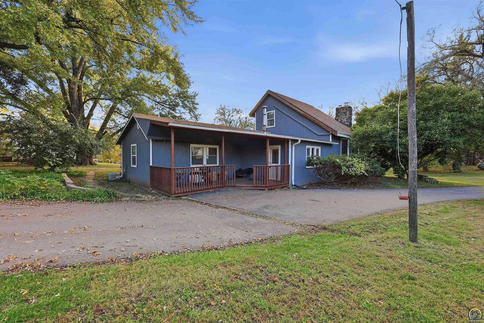 24.1 Acres of Land with Home for Sale in Wakarusa, Kansas