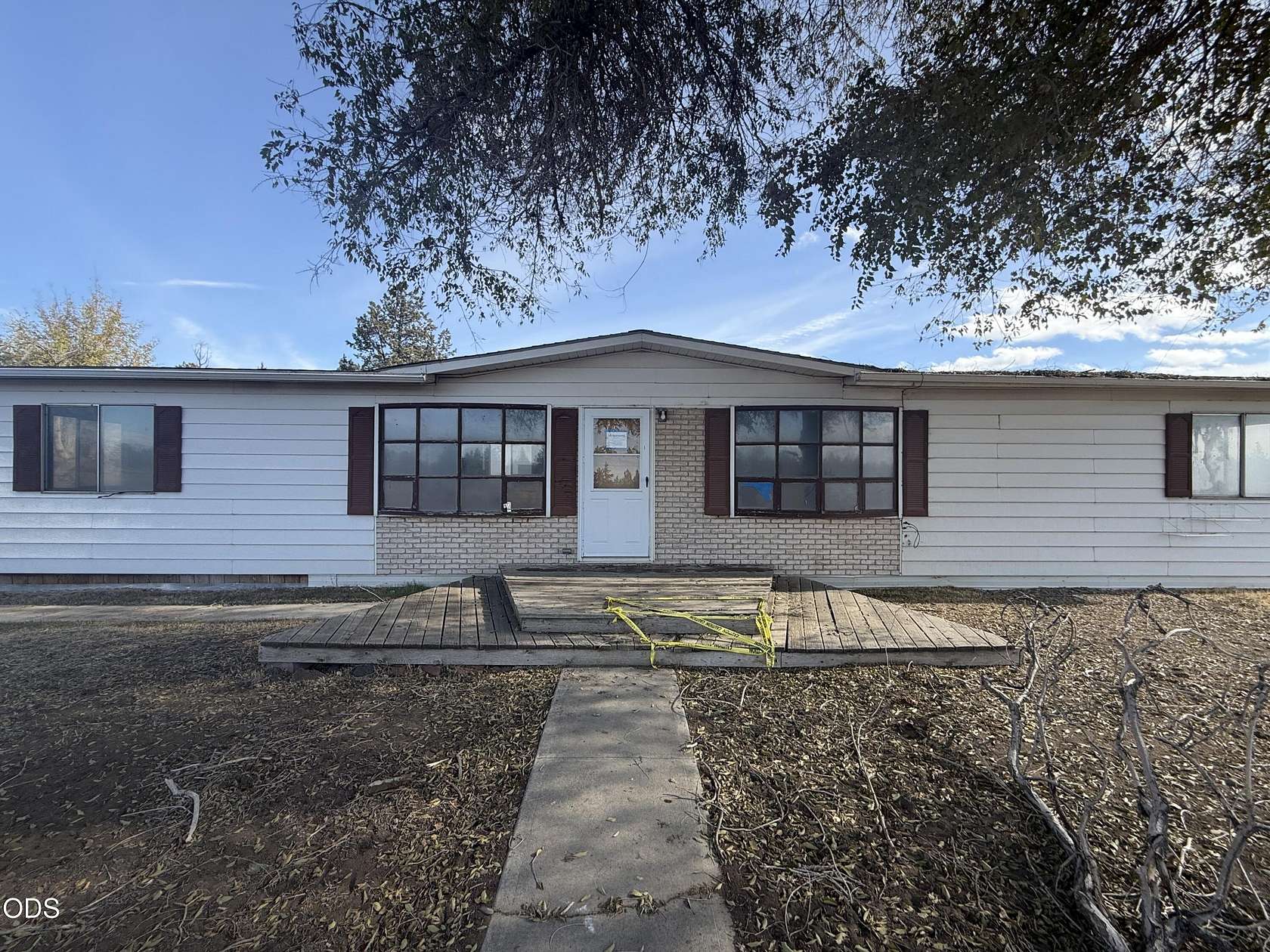 5.2 Acres of Land with Home for Sale in Redmond, Oregon