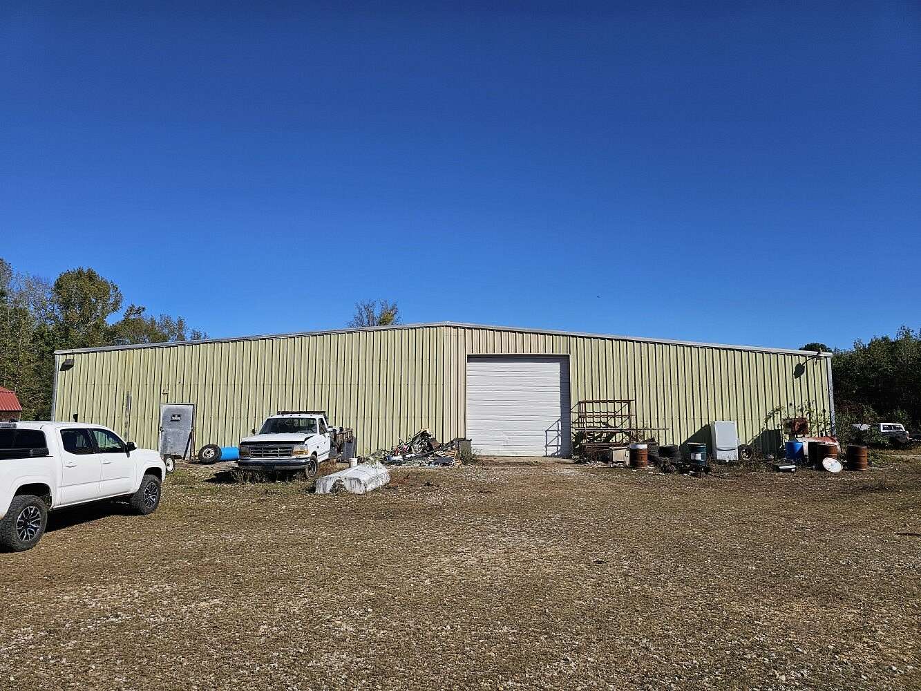 10 Acres of Commercial Land for Sale in Florence, Alabama