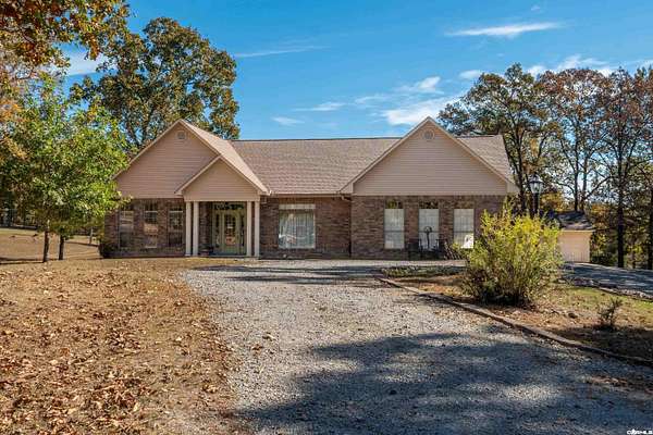 2.58 Acres of Land with Home for Sale in Hot Springs, Arkansas