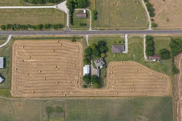 9 Acres of Improved Mixed-Use Land for Sale in Palmer, Texas