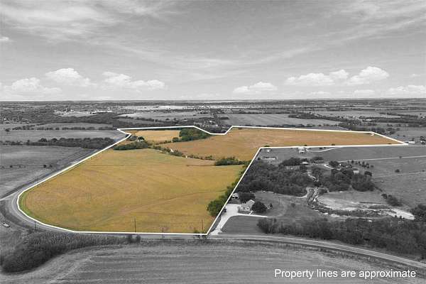87 Acres of Agricultural Land with Home for Sale in Eddy, Texas