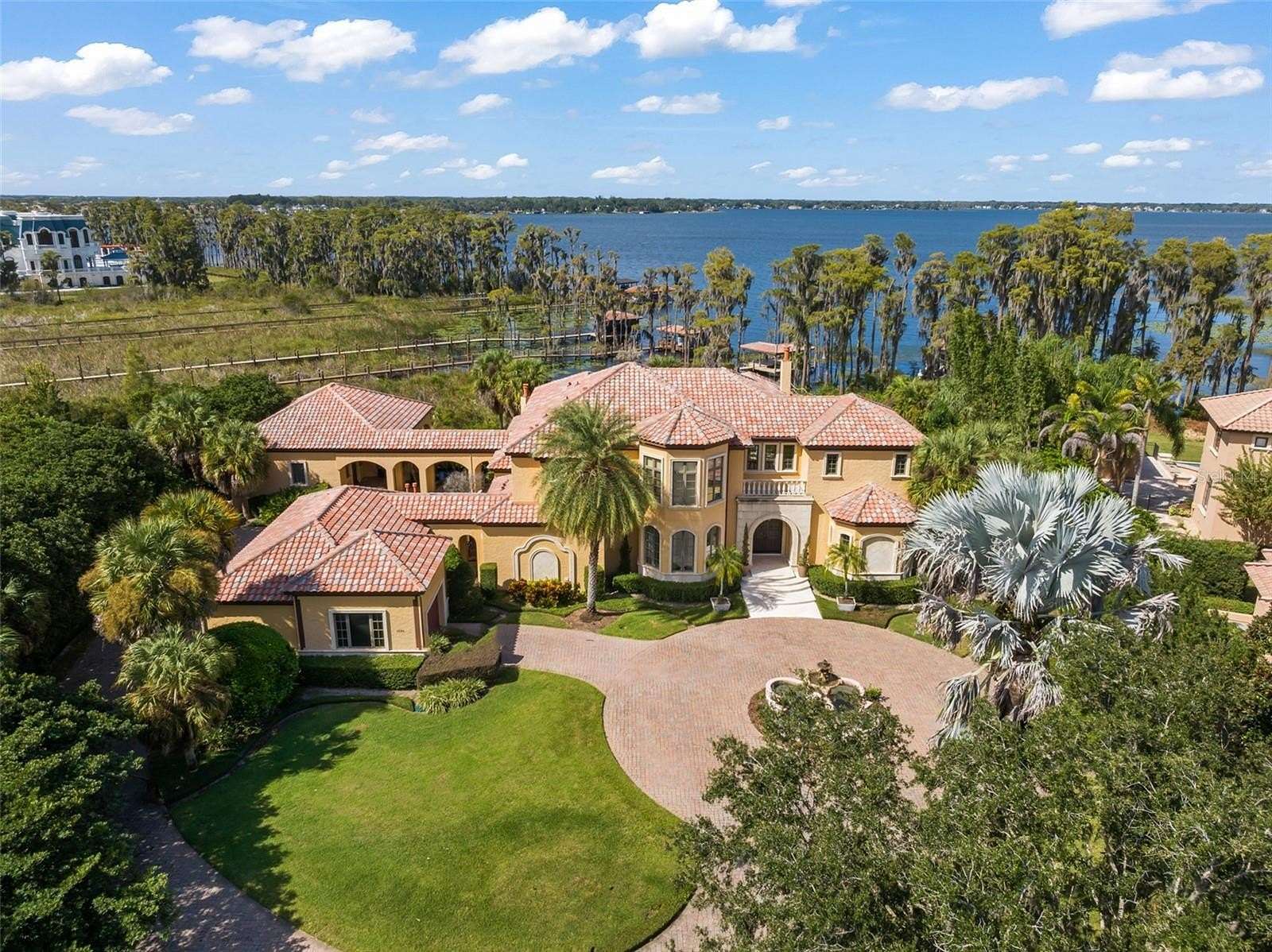 1.74 Acres of Land with Home for Sale in Windermere, Florida