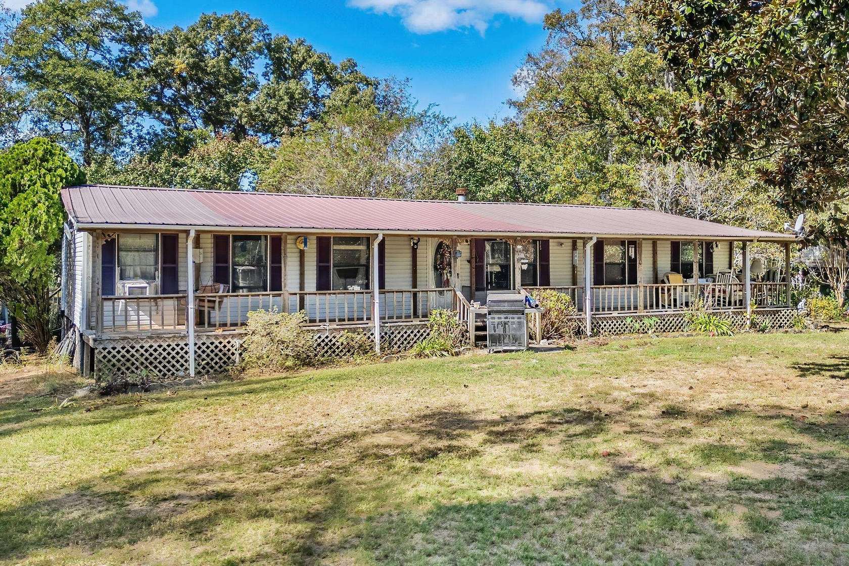14.9 Acres of Land with Home for Sale in Conway, South Carolina