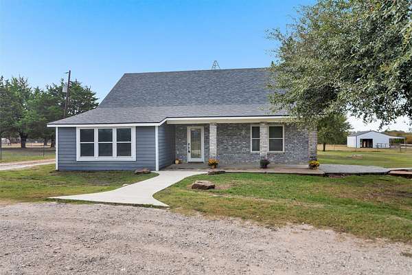 10 Acres of Land with Home for Sale in Leonard, Texas
