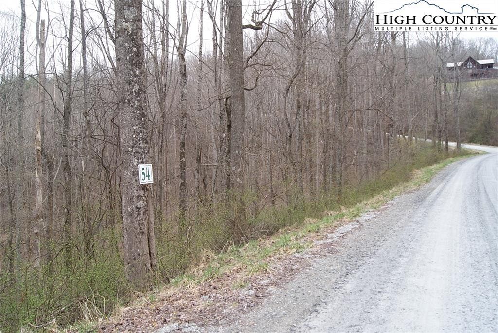 4 Acres of Residential Land for Sale in Sparta, North Carolina
