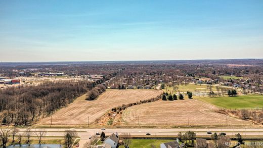 19.3 Acres of Mixed-Use Land for Sale in West Dundee, Illinois
