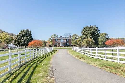 34.3 Acres of Agricultural Land with Home for Sale in Amherst, Virginia