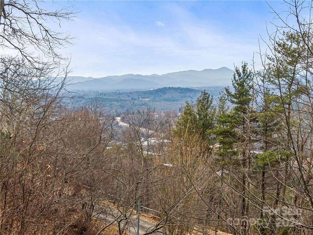 0.92 Acres of Residential Land for Sale in Asheville, North Carolina