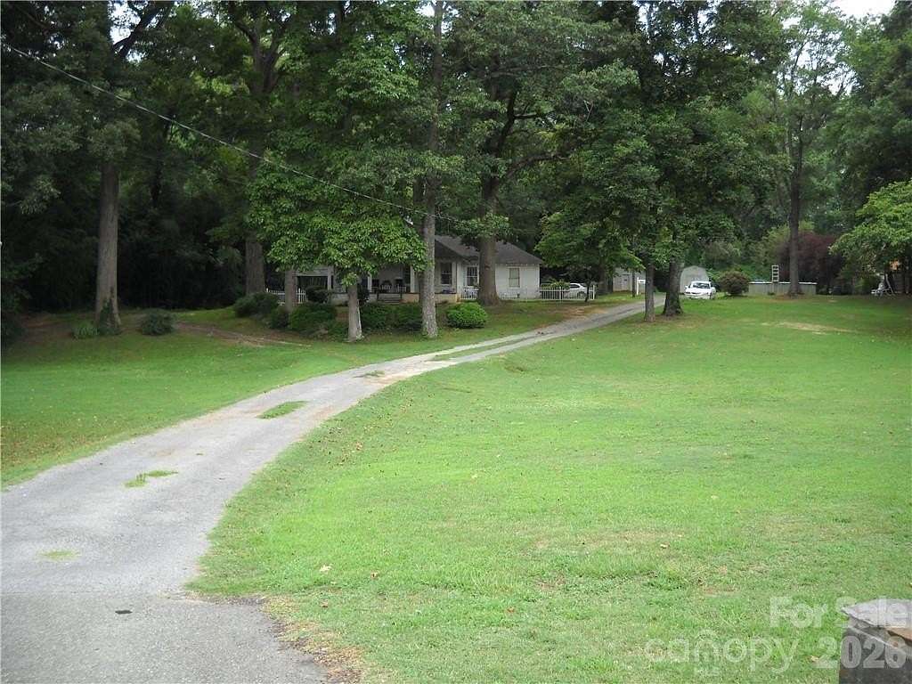 3 Acres of Commercial Land for Sale in Huntersville, North Carolina