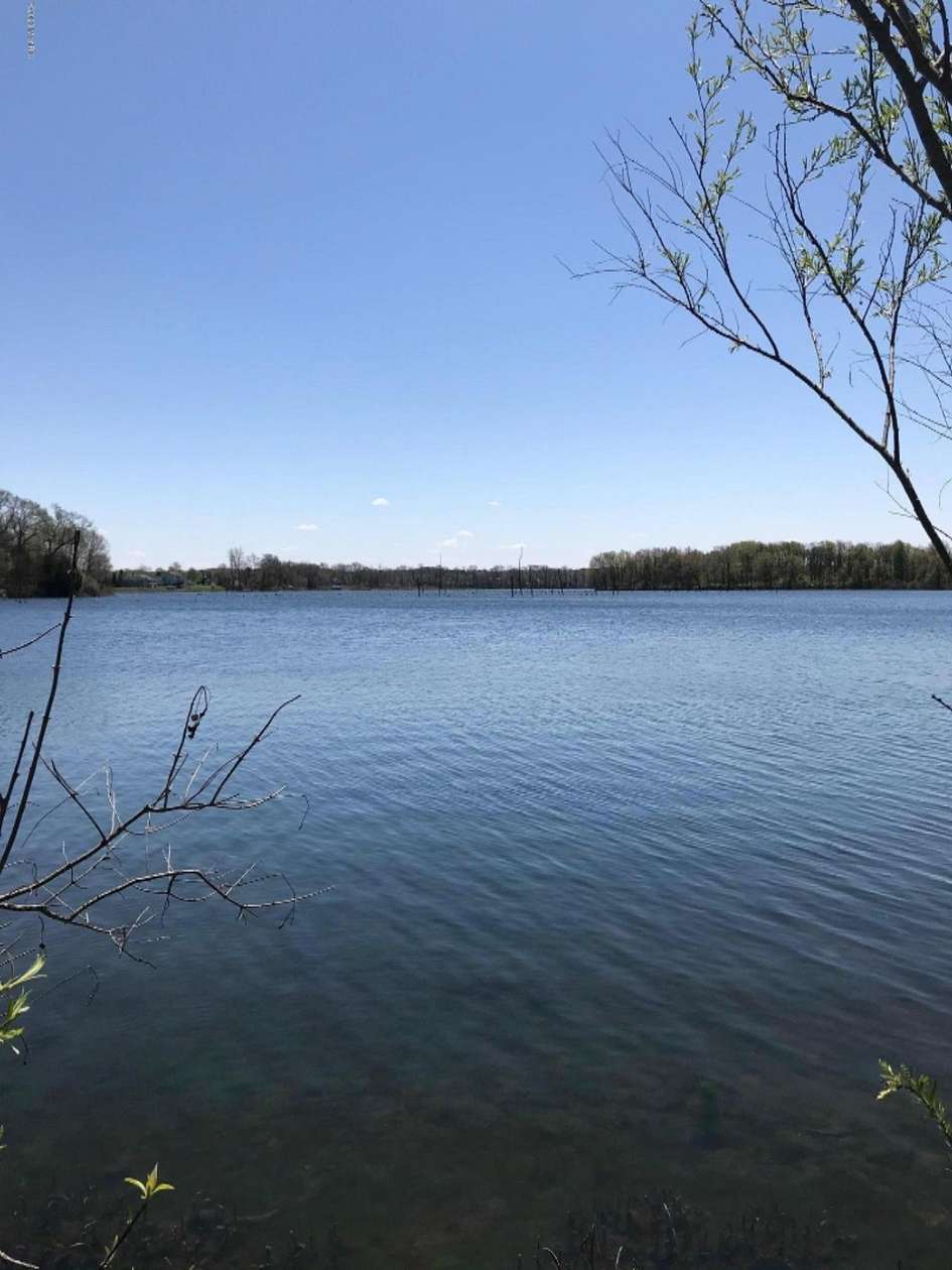 10 Acres of Residential Land for Sale in Sturgis, Michigan