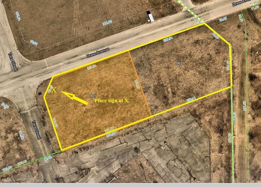 0.94 Acres of Commercial Land for Sale in Sandwich, Illinois