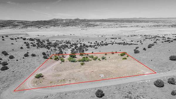 4 Acres of Residential Land for Sale in Paulden, Arizona