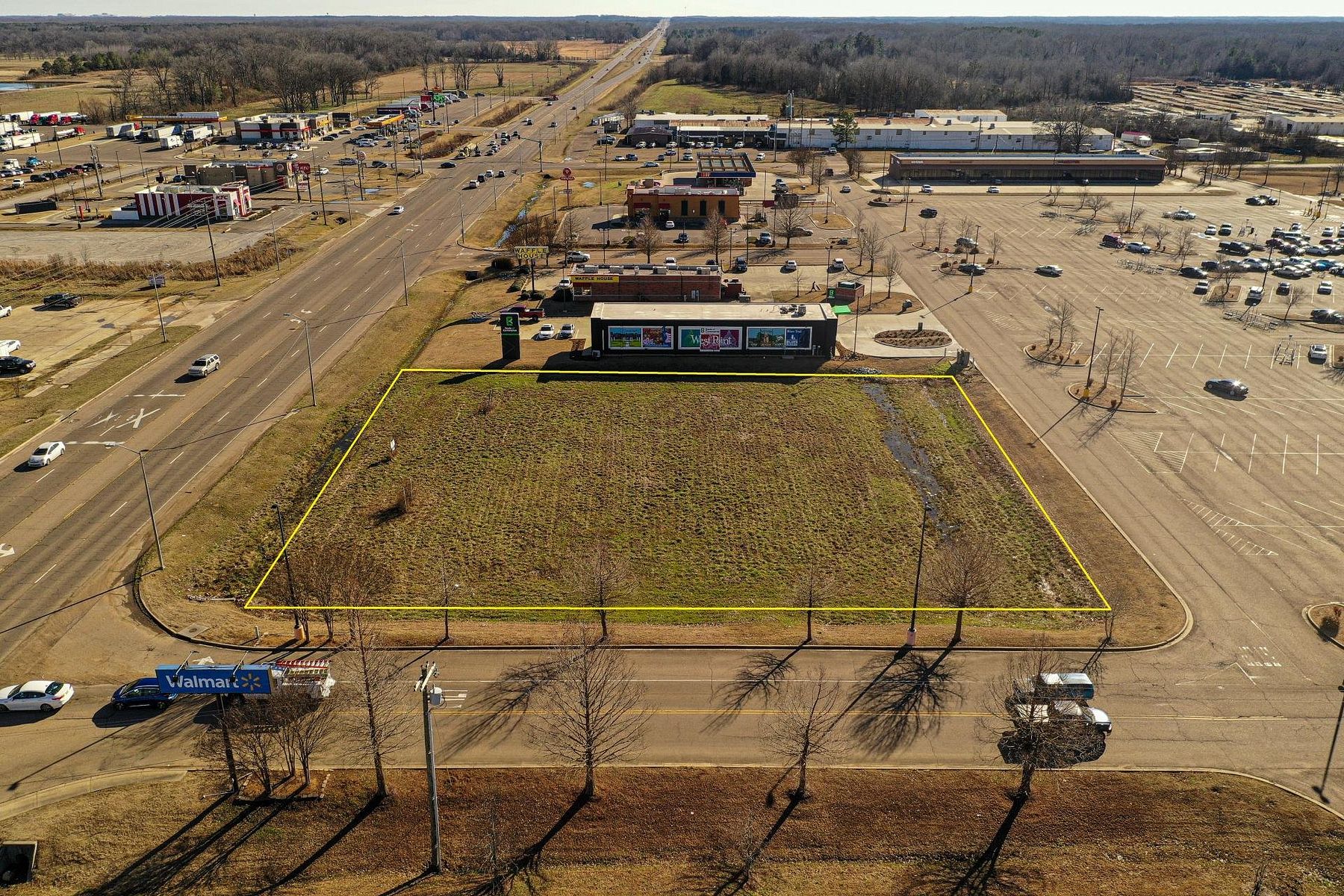 1 Acre of Mixed-Use Land for Sale in West Point, Mississippi