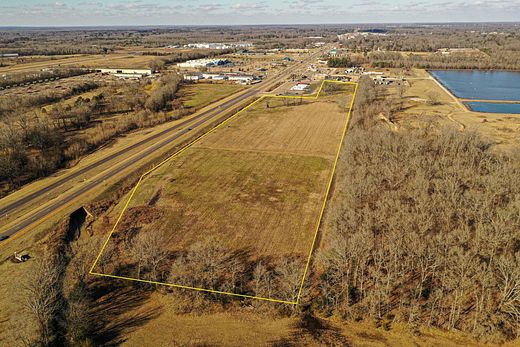 19 Acres of Mixed-Use Land for Sale in West Point, Mississippi