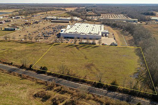 3.7 Acres of Mixed-Use Land for Sale in West Point, Mississippi