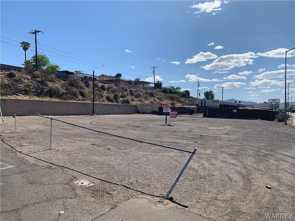 0.32 Acres of Commercial Land for Sale in Bullhead City, Arizona