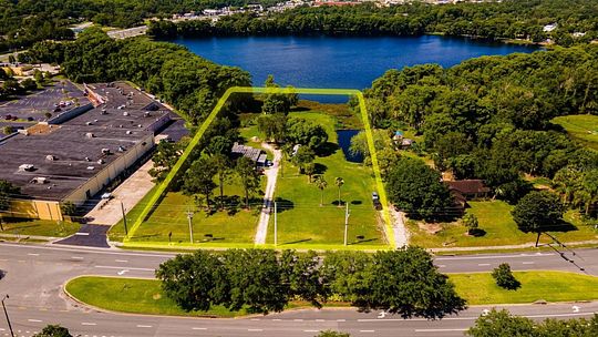 4.2 Acres of Improved Commercial Land for Sale in Sanford, Florida
