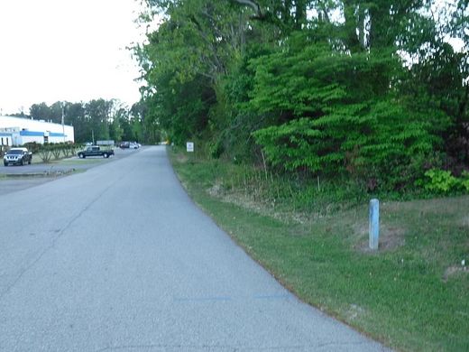 4.4 Acres of Commercial Land for Sale in Edgefield, South Carolina