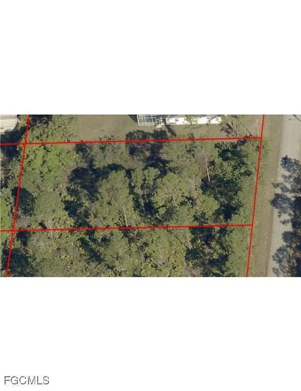0.5 Acres of Land for Sale in Lehigh Acres, Florida