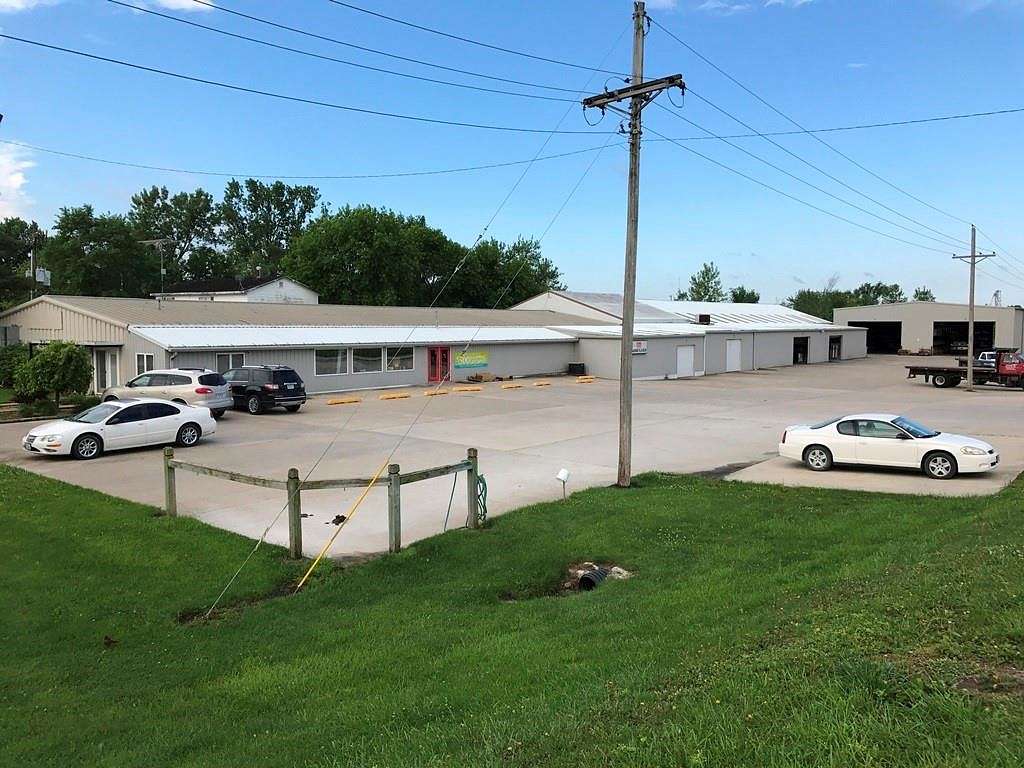 2.55 Acres of Commercial Land for Sale in Trenton, Missouri