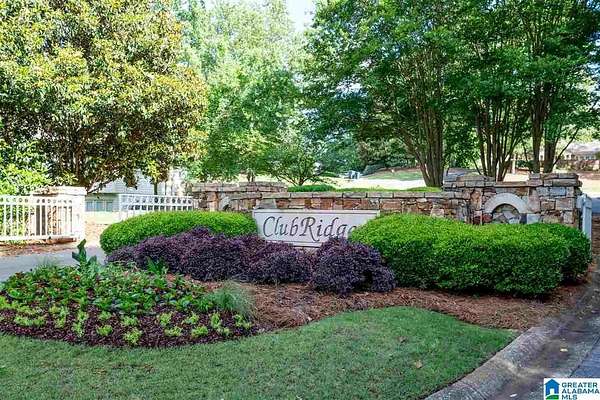 0.42 Acres of Residential Land for Sale in Vestavia Hills, Alabama