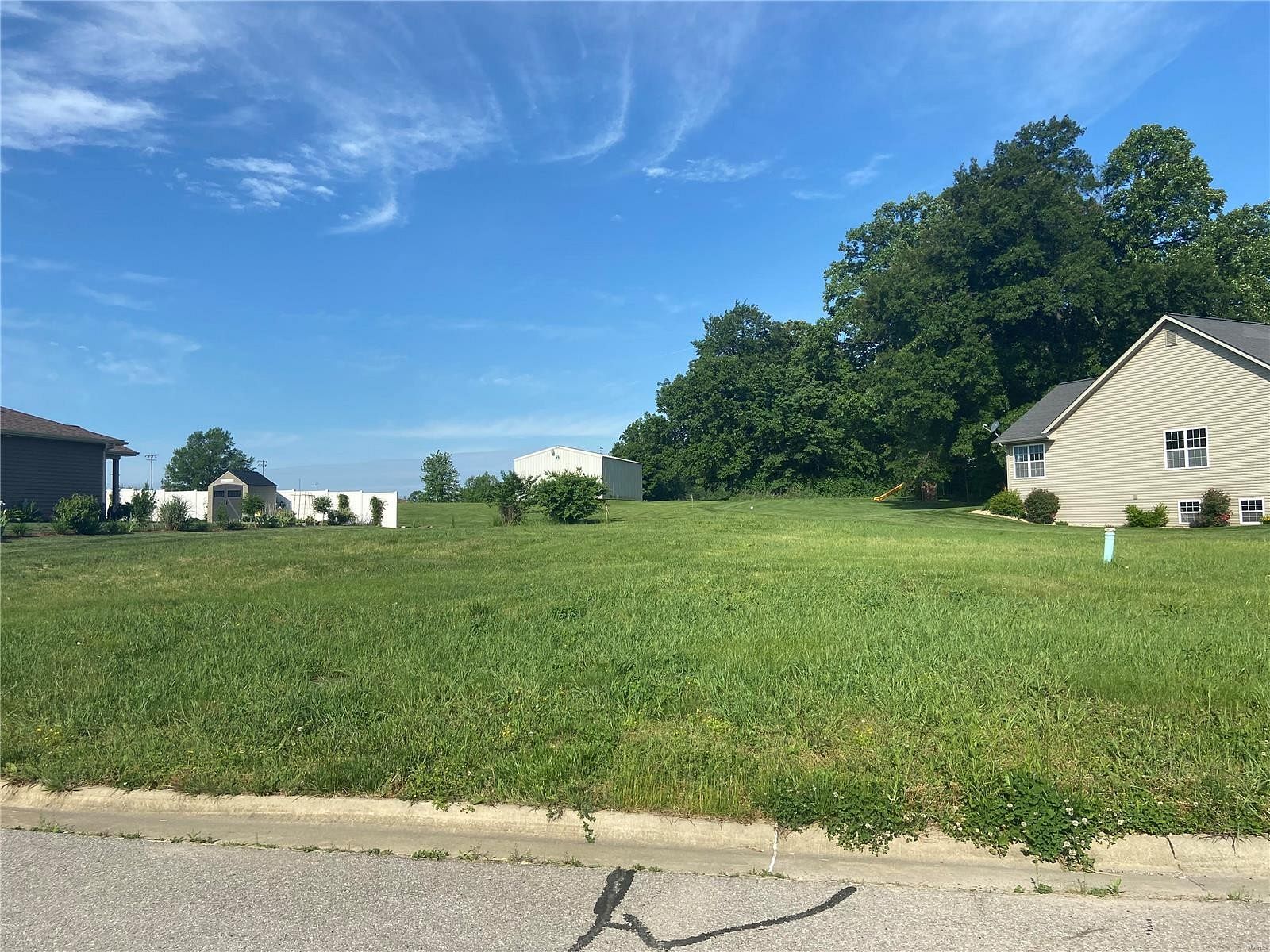 0.38 Acres of Residential Land for Sale in Trenton, Illinois