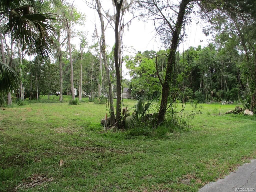 0.6 Acres of Residential Land for Sale in Crystal River, Florida