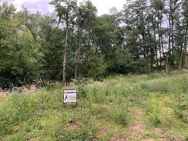 1 Acre of Residential Land for Sale in Galena, Illinois
