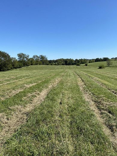 24 Acres of Land for Sale in Winchester, Kentucky