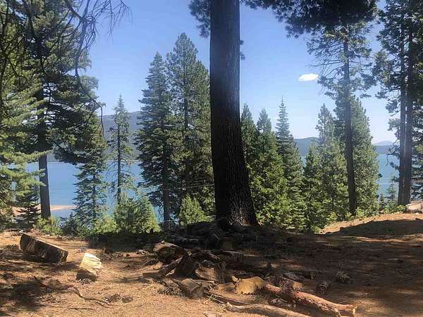 0.65 Acres of Land for Sale in Lake Almanor Country Club, California