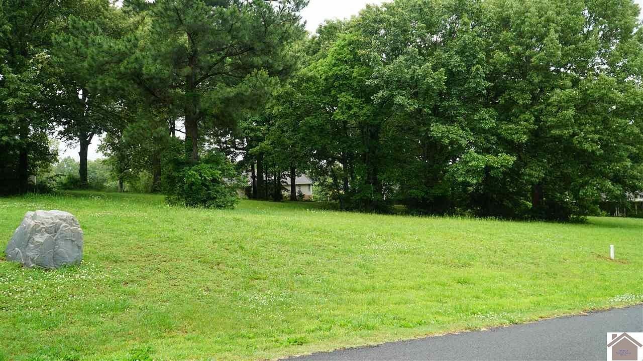 0.99 Acres of Residential Land for Sale in Benton, Kentucky