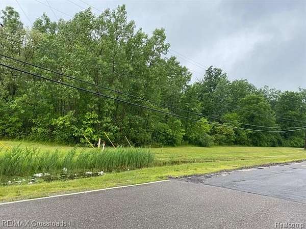 4.18 Acres of Commercial Land for Sale in Romulus, Michigan