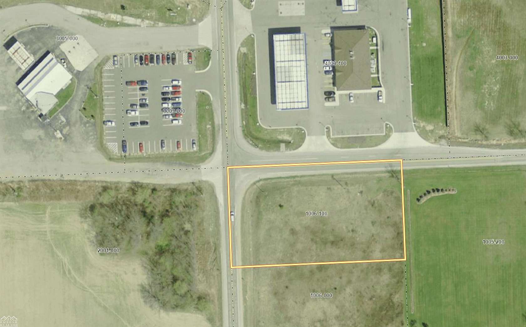 1.25 Acres of Commercial Land for Sale in St. Clair, Michigan