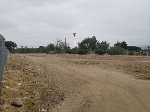 0.91 Acres of Land for Sale in San Bernardino, California