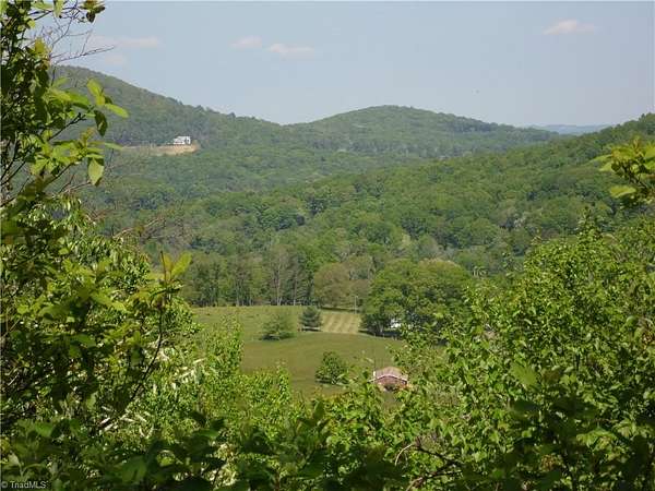 1 Acre of Residential Land for Sale in Sparta, North Carolina