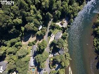 0.51 Acres of Residential Land for Sale in Vida, Oregon