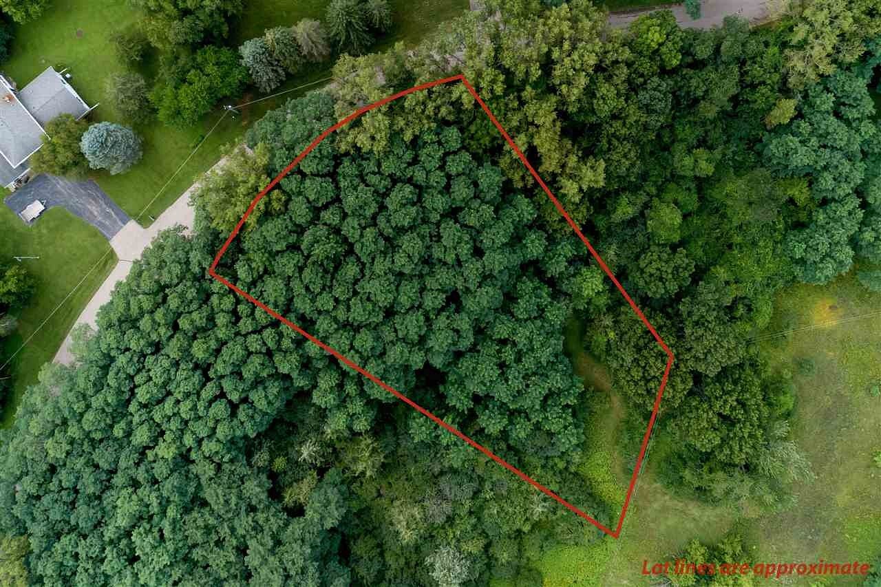 0.92 Acres of Residential Land for Sale in Green Lake, Wisconsin