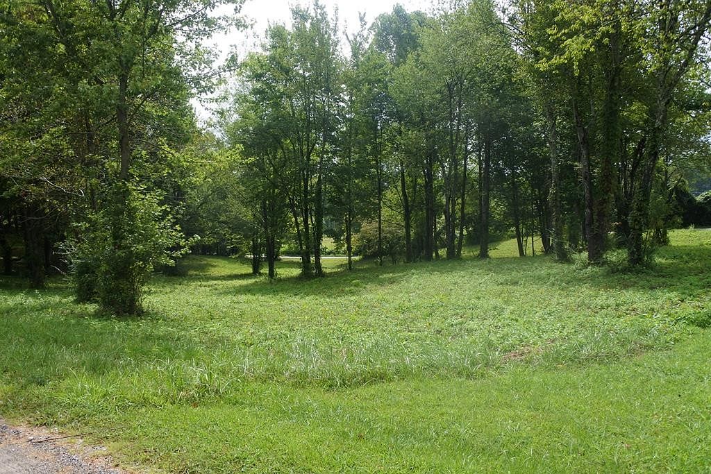 1 Acre of Residential Land for Sale in Jamestown, Tennessee