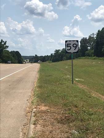 9.59 Acres of Mixed-Use Land for Sale in Linden, Texas