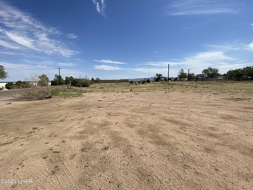 4 Acres of Commercial Land for Sale in Kingman, Arizona